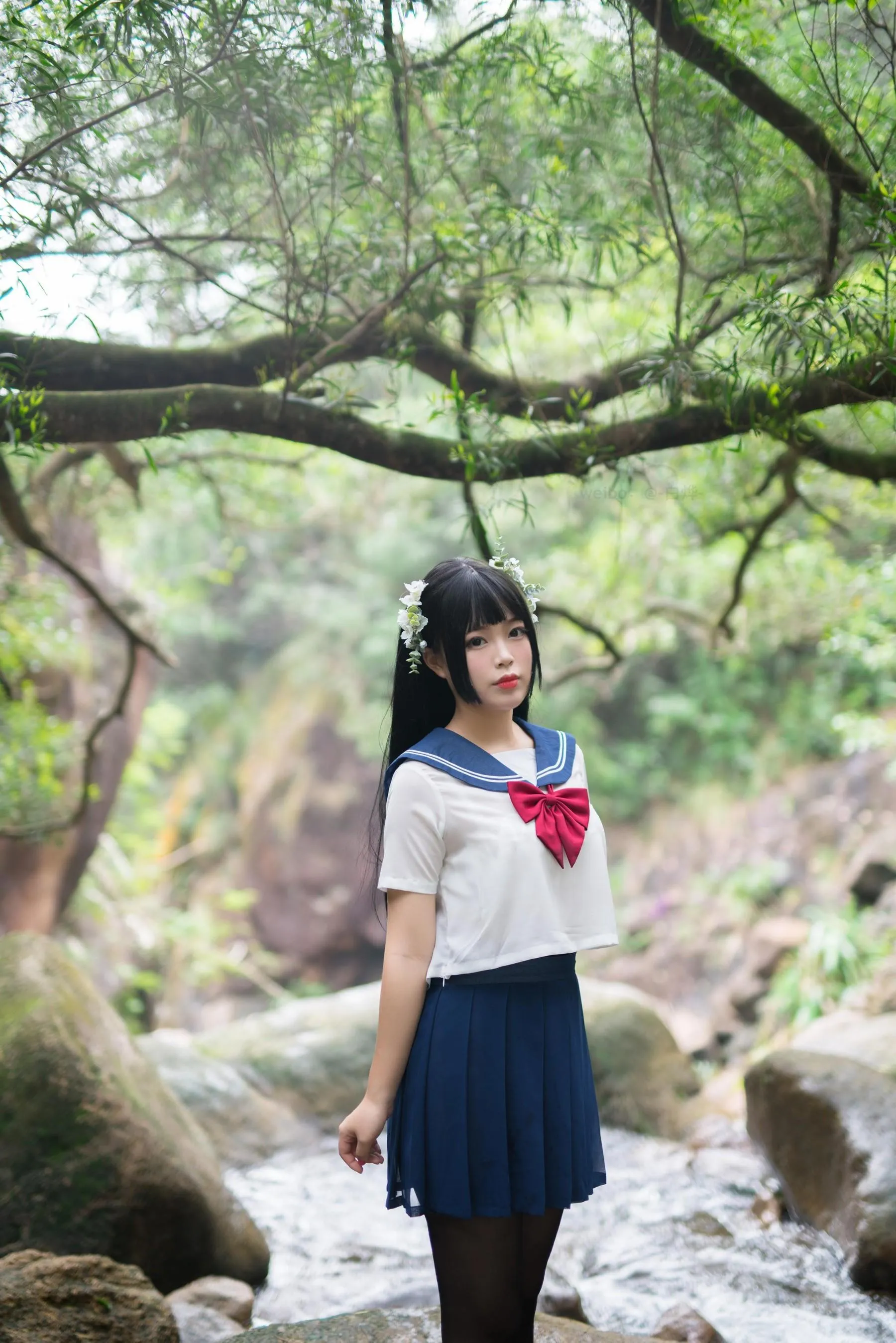 白烨 – NO.05 湿身JK-图片 [50P]插图1